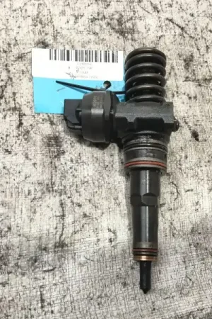INYECTOR 038130073AK 0414720038 Económico