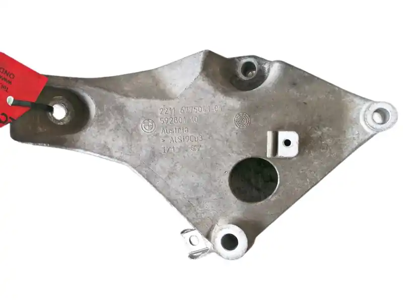 SOPORTE MOTOR DERECHO 2211677504101 59280110 Económico