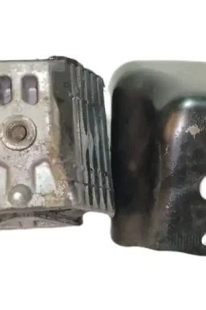Envío Internacional SOPORTE MOTOR DERECHO 742101802