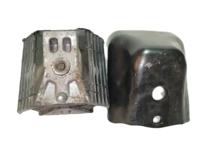 Envío Internacional SOPORTE MOTOR DERECHO 742101802