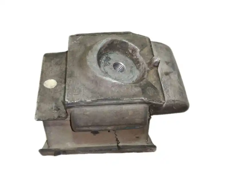 SOPORTE MOTOR IZQUIERDO 742101802 Nueva Colección