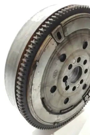 VOLANTE MOTOR 21211223712 Económico