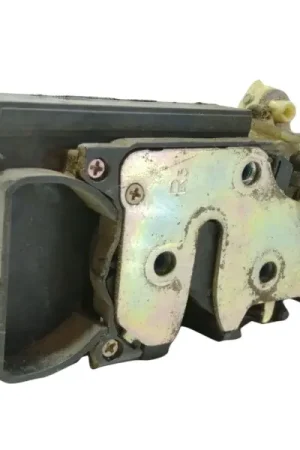 CERRADURA PUERTA DELANTERA DERECHA Stock Limitado
