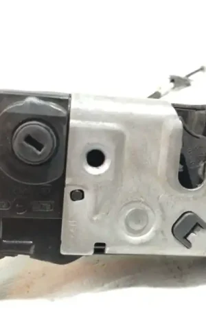 Pedido Al Por Mayor CERRADURA PUERTA TRASERA DERECHA 45027185