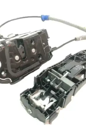 CERRADURA PUERTA DELANTERA IZQUIERDA 1S1837015B Súper Precio